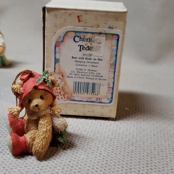 Cherished Teddies, bear with the Holly on hat - Picture 6 of 6